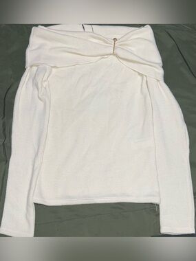 Zara Women’s Soft Buckle Top, S, White
